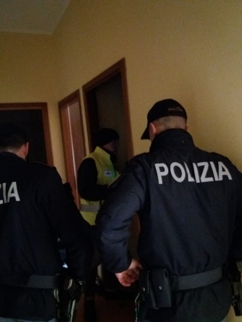 Mantova PoliziaStatale AggressioneDossoDelCorso-14Aprile