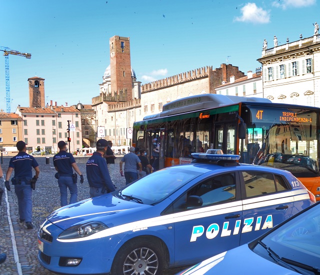 Mantova PoliziaStatale Apam1