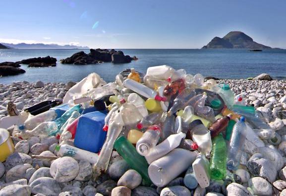 Inquinamento Plastica Mare1
