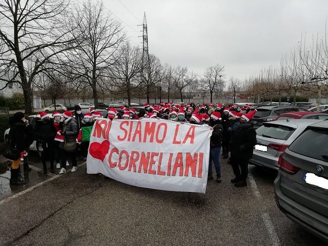 Mantova Corneliani Protesta-28Dicembre