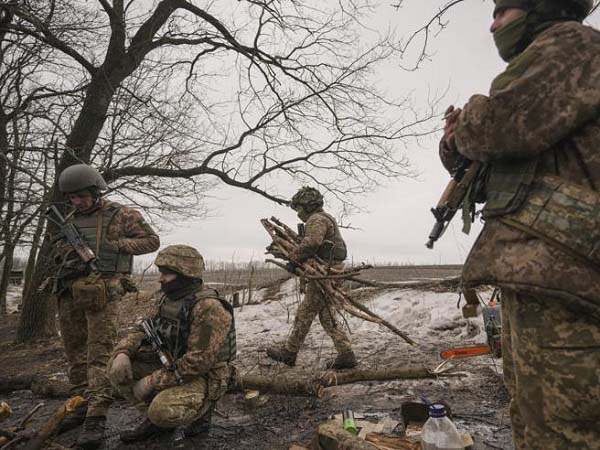 Ucraina CrisiRussia Militari4