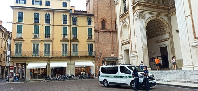 Mantova PoliziaLocale PiazzaMantegna
