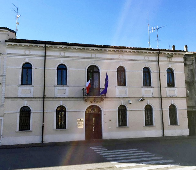 Suzzara Comune2