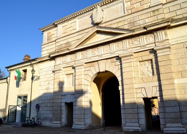 Mantova Cittadella PortaGiulia4