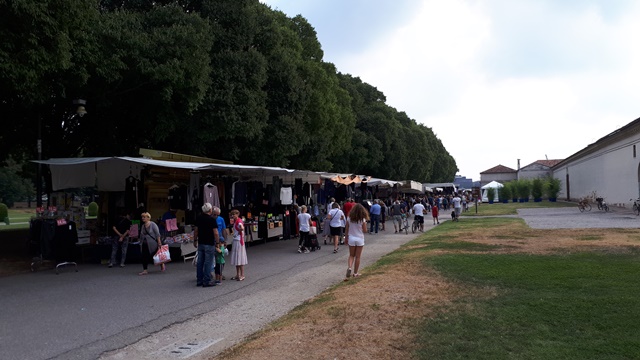 Mantova MercatoSettimanale PiazzaleMontelungo5