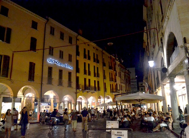 Mantova PiazzaMarconi4